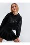 Hanorac brodat cu glugă
