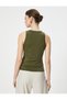 Basic Athlete Crew Neck Slim Fit - 4