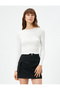 Long Sleeve T-Shirt Crew Neck with Stitching Detail - 3