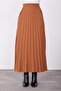 23K1509 Model Almond Skirt with Pockets and Pleats - 3