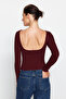 Koyu Bordo Pamuklu Sırt Dekolteli Fitted/Vücuda Oturan Esnek Örme Bluz TWOAW24BZ00160 - 4