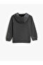 Hooded Basic Sweatshirt - 2
