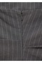Trägerloses, schmal gestreiftes Kleid - 8