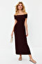 Kahverengi Carmen Yaka Fitted/Vücuda Oturan Esnek Örme Maxi Kalem Elbise TWOSS24EL00096