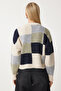 Women's Cream Khaki V-Neck Buttoned Knitwear Cardigan - 4
