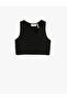 Basic Crop Top Sleeveless Round Neck Slim Fit