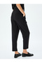 Pocket Pleat Detailed High Waist Carrot Cut Fabric Trousers - 4