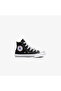 حذاء رياضي أسود للأطفال من Chuck Taylor All Star