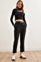 Women's Black Belted Polyviscon Carrot Trousers with Pocketspnt-19000306