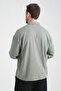 قميص أساسي من القماش الفاخر ذو مقاس كبير ومريح من Bond Linen - 5