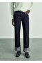 Curved Legs Rinse Wash Jean