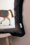 غطاء وسادة مربع مزخرف بنمط حصان أسود مقاس 43 × 43 سم - 3