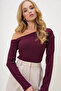 Women's Burgundy Boat Neck Single Off-The-Shoulder Camisole Blouse Alc-X13068 - 2