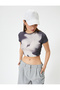 Abstract Pattern Crop T-Shirt Short Sleeve Crew Neck Slim Fit
