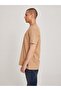 Beige T-shirt with pockets - 4