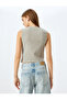 Textured Buttoned V-Neck Vest - 4