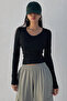 Women's Black Round Neck Camisole Basic Blouse