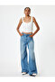 Crop Athlete Poplin Thick Strap Buttoned V-Neck Slim Fit - 2