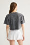 Antrasit Yıkamalı %100 Kalın Pamuklu Crop Örme T-Shirt TWOSS23TS00038 - 5