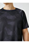 Sports T-Shirt with Abstract Print Detail Crew Neck - 5