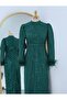 فستان سهرة من التول المطرز بالخرز الفروي