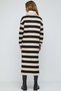 Gestreiftes Oversize-Kleid - 5