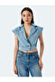 Sleeveless v neck crop denim buttoned vest. - 3