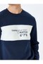 Crew Neck Color-Blocking Raised Cotton Blended Slogan Printed Sweatshirt - 5