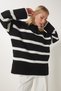 Women's Black Ecru Crew Neck Striped Knitwear Sweater Pf00107 - 2