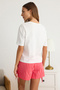 Beyaz-Pembe %100 Pamuklu Çizgili Bağlama Detaylı Şortlu Örme Pijama Takımı THMSS25PT00145 - 5