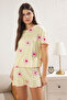 Sarı-Çok Renkli Çiçekli ve Çizgili Baby Overlok Detaylı Şortlu Örme Pijama Takımı THMSS25PT00205 - 3