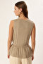 Vizon Düğme Detaylı Peplum Triko Yelek TWOSS25YE00046 - 9