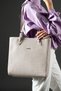 Multi-Compartment Women's Hand and Shoulder Bag Suitable for Daily Use - 3