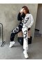 Women's Oversize 3 Thread Crew Neck Bottom-Top Set with Piece Butterfly Print Detail - 4