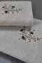 طقم مناشف حمام من الخيزران مكون من قطعتين - ناعم ومطرز - طقم مناديل زينة مكون من قطعتين - تيفولي ليسيت - كابوتشينو - 2