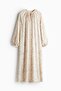 Balloon-sleeved dress
