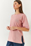 Women's Powder Side Slit Cuff Fold Detailed Crew Neck Short Sleeve Basic T-Shirt 60251203 - 4