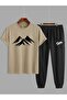 T-Shirt and Jogger Sweatpants - Printed Sweatpants Set - 2