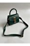 Bunny Model Hand and Women's Shoulder Bag Green - 3