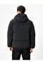 Puffer jacket with zipper and printed slogan - 4