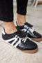 Eduard Women's Black Vertical Detail Sneakers - 7