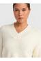 10661 Women's V-Neck Boucle Knitwear Sweater - 2