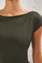 Haki Fitted/Vücuda Oturan Kayık Yaka Esnek Çıtçıtlı Örme Body TWOSS24BD00029 - 3