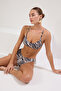 Zebra Desenli V Kesim Regular Normal Bel Bikini Altı TBESS21BA0168