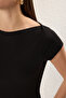 Siyah  Kayık Yaka Fitted/Vücuda Oturan Pamuklu Esnek Örme Bluz TWOSS25BZ00285 - 3