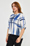 Stylish Blouse with Snap Detail Pattern - 4