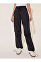 Solid Mid-Rise Wide Leg Cargo Pants - 2