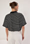 Siyah Çizgili Relaxed/Rahat Kalıp Crop Örme T-shirt TWOSS25TS00109 - 4