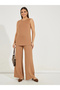 Solid Round Neck Sleeveless Knit Top - 2