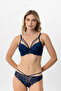 4900 طقم حمالة صدر مبطنة ناعمة مزينة بالدانتيل